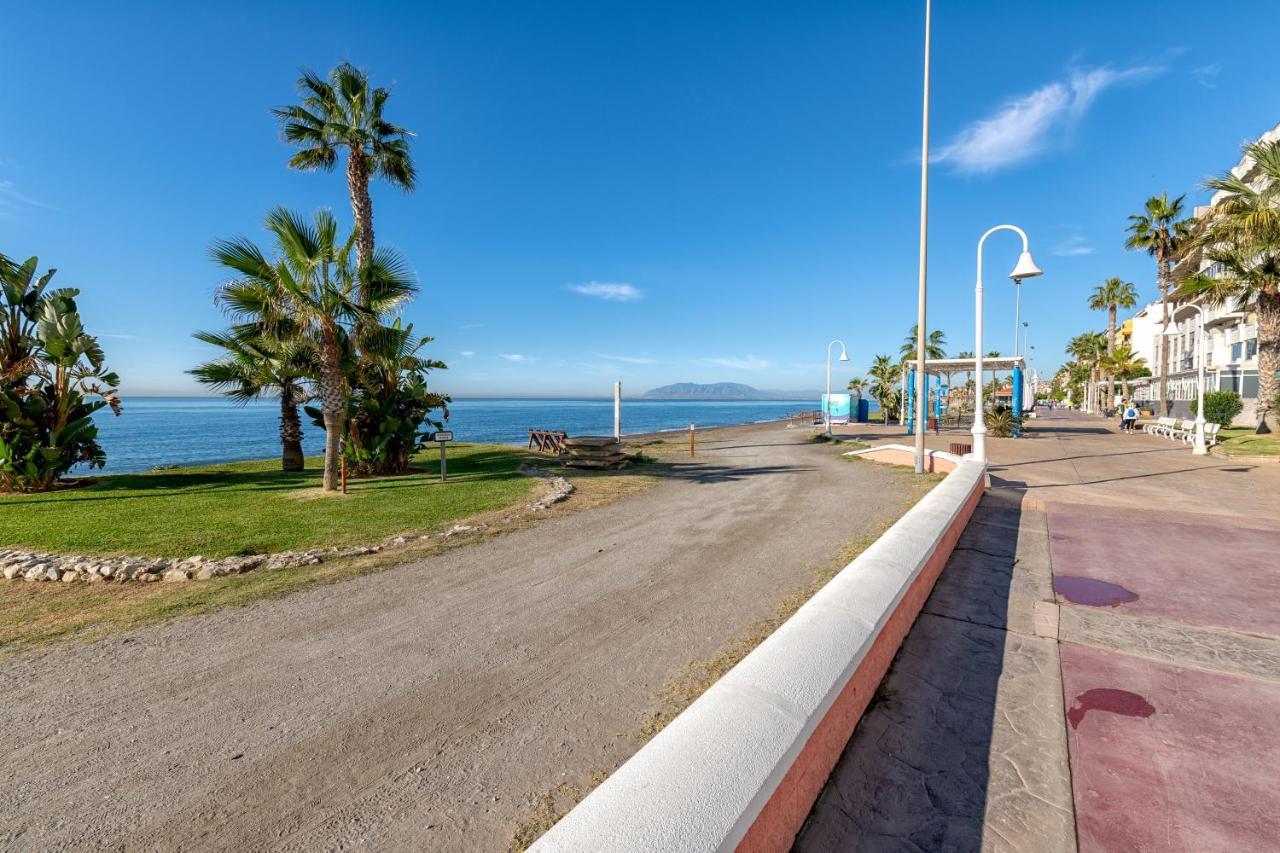 Amazing Sea View Apartment And Relax Area Rincón de la Victoria Екстериор снимка