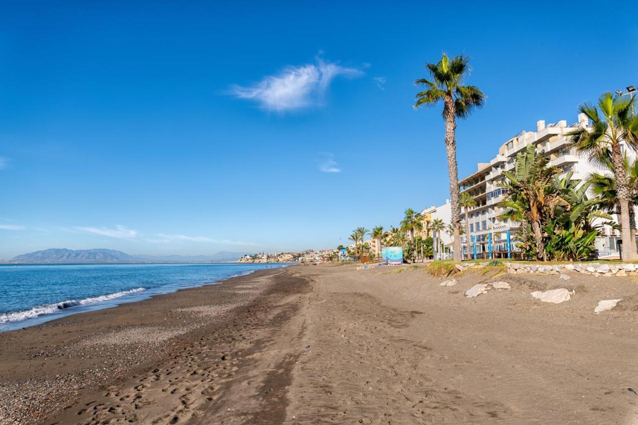 Amazing Sea View Apartment And Relax Area Rincón de la Victoria Екстериор снимка
