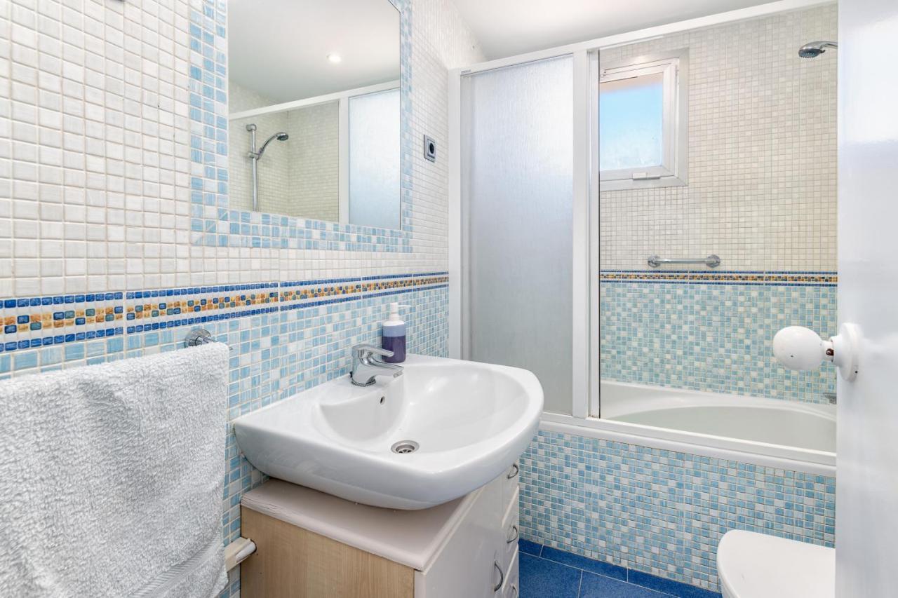 Amazing Sea View Apartment And Relax Area Rincón de la Victoria Екстериор снимка