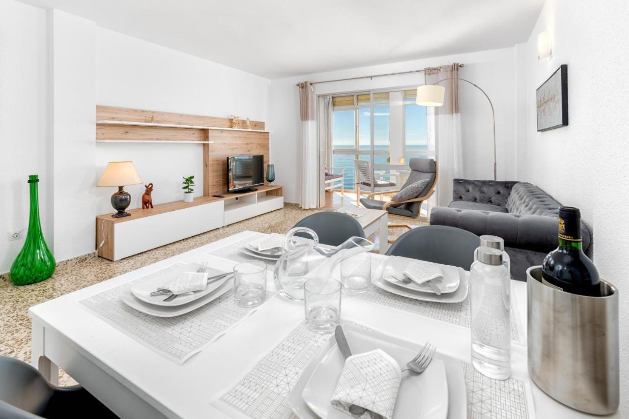 Amazing Sea View Apartment And Relax Area Rincón de la Victoria Екстериор снимка